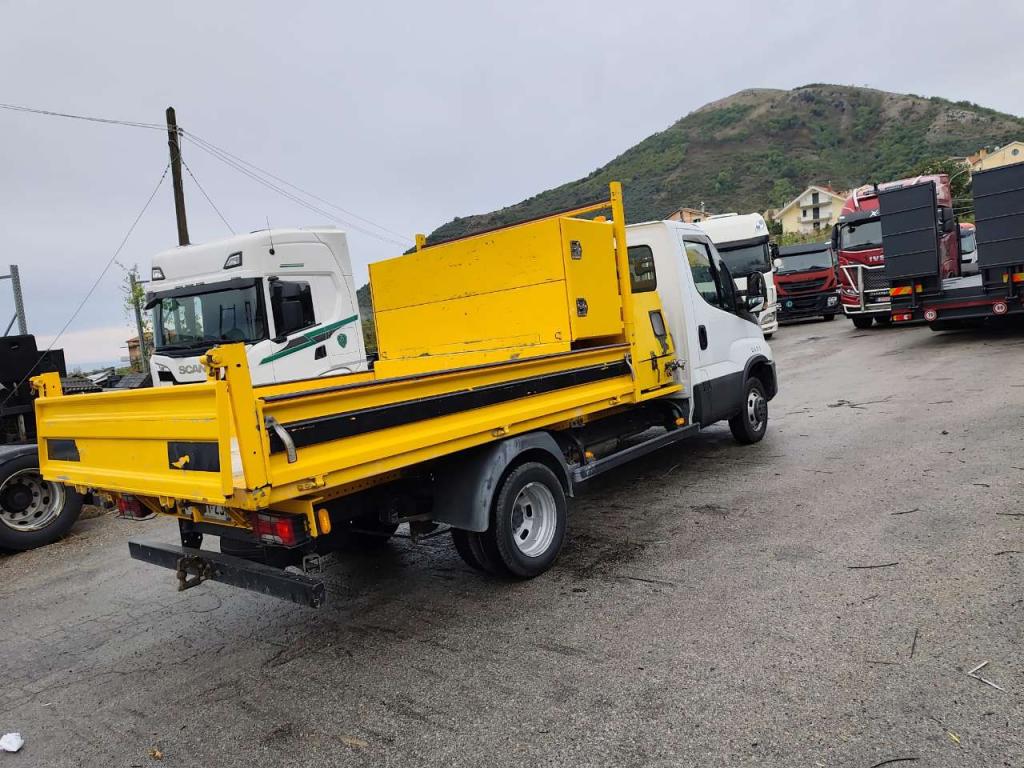 Iveco DAILY 35-140 Photo 4