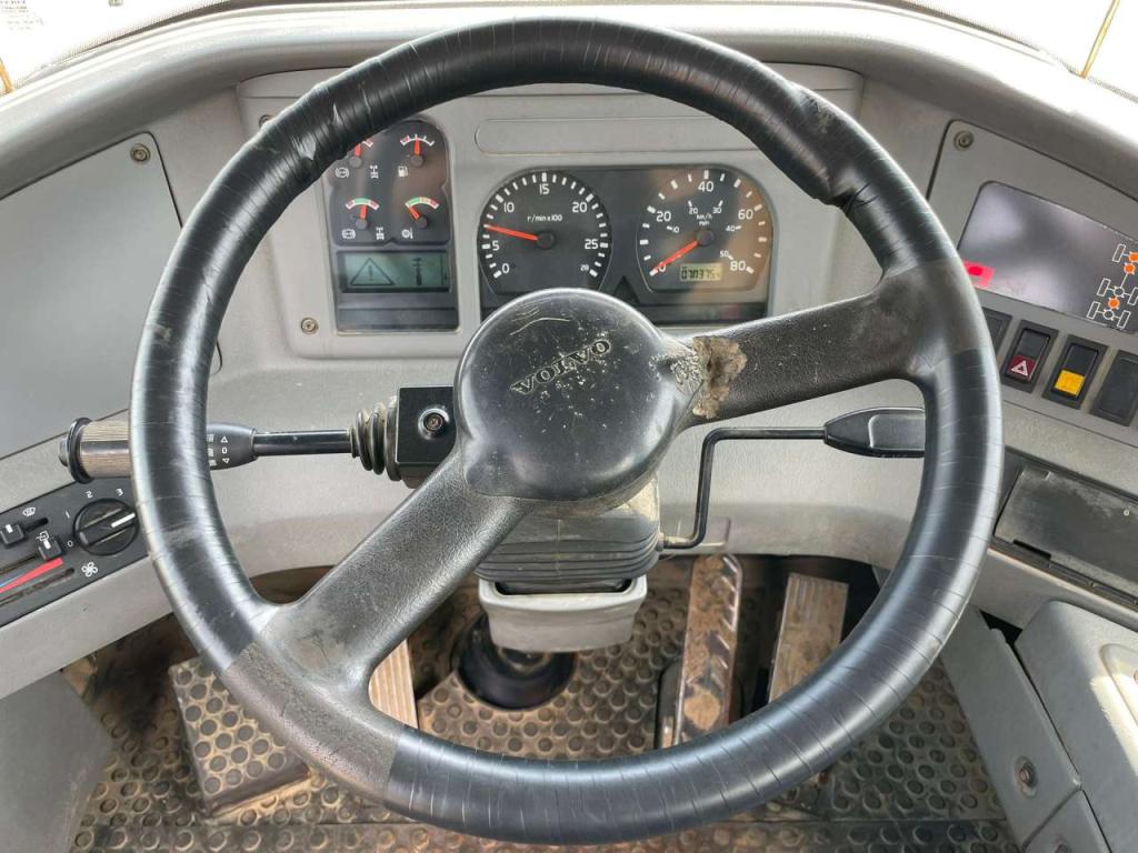 Volvo A25D Photo 18