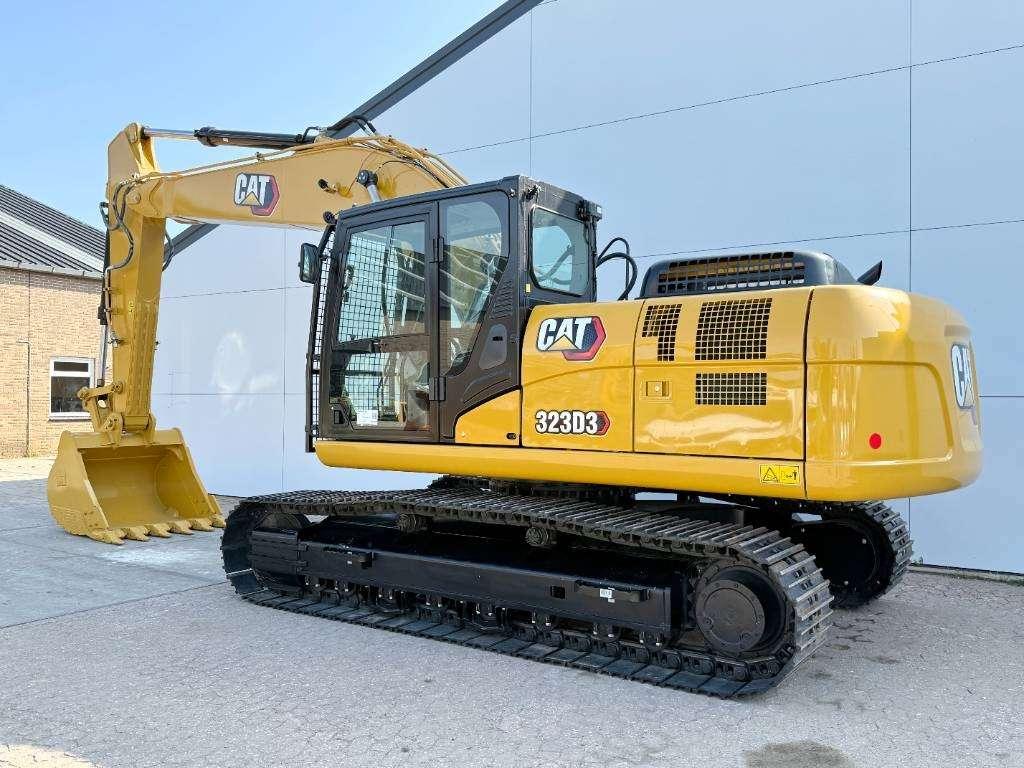 Caterpillar 323D3 *2025 Model* - New / Unused / Hammer Lines Photo 3