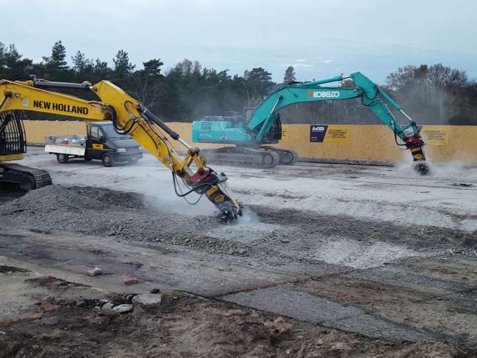 MB CRUSHER MB-R900 Photo 3