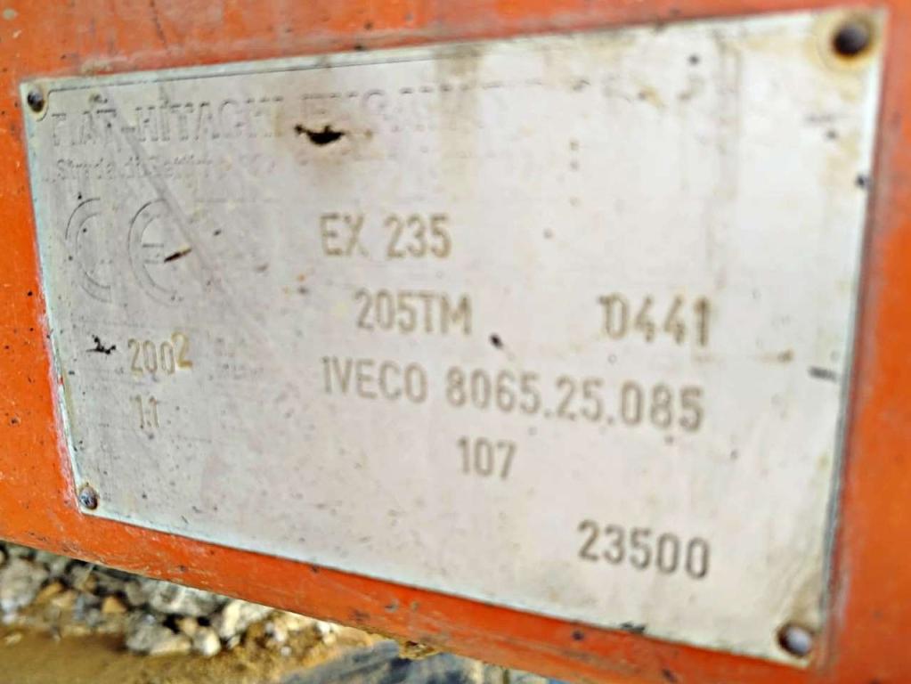 Fiat Hitachi EX235 Photo 10