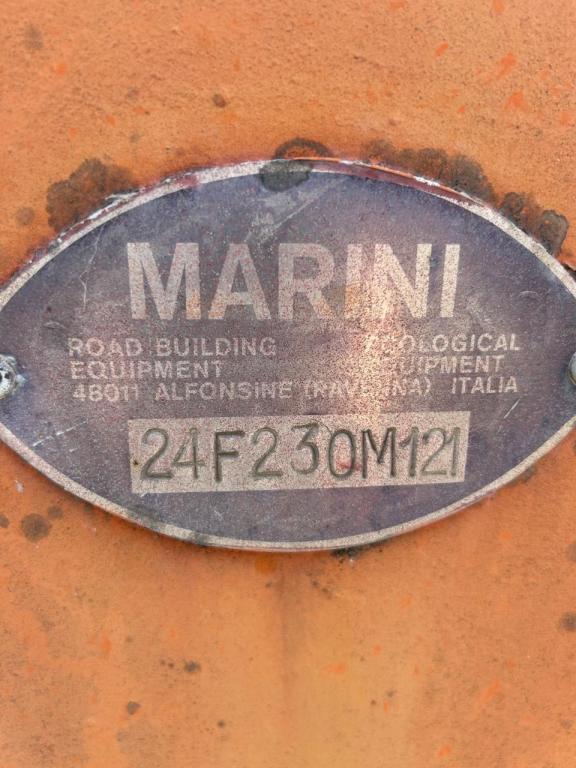 Marini M121 Photo 17