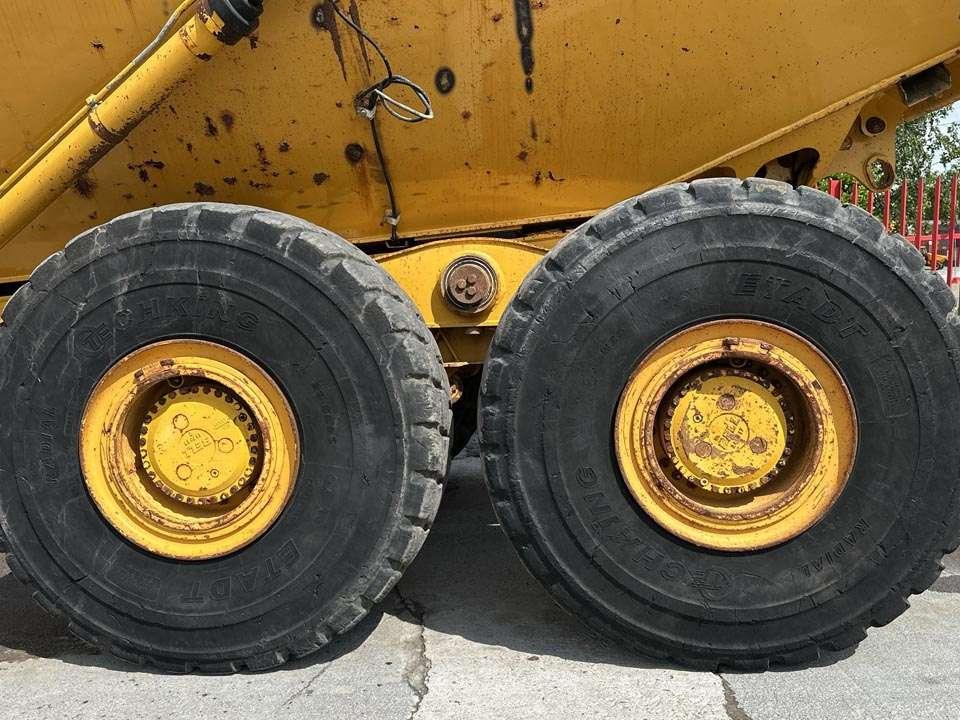 Bell B40E 6x6 Photo 12