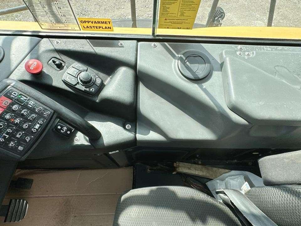 Bell B40E 6x6 Photo 18