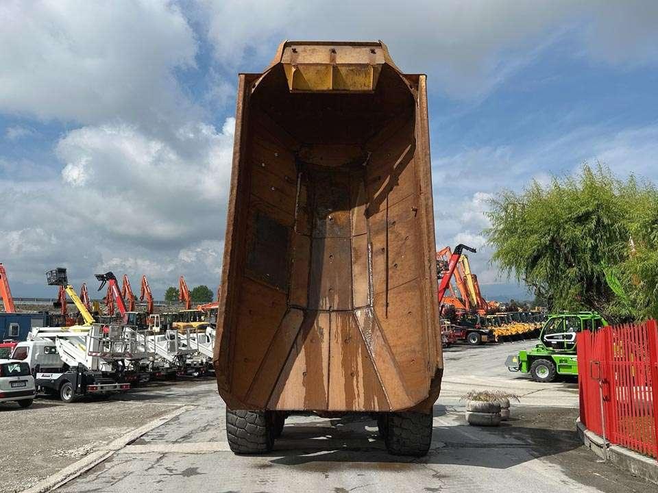 Bell B40E 6x6 Photo 27
