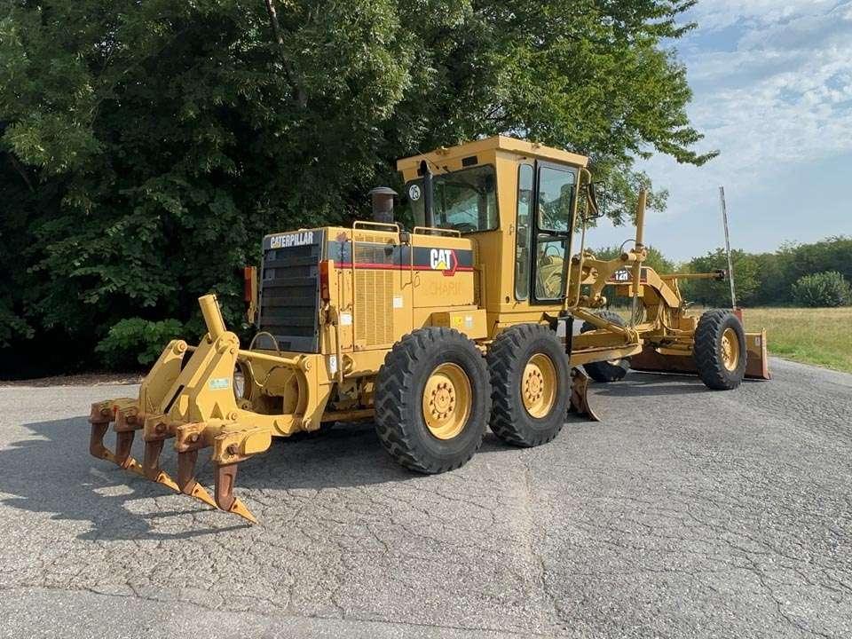 Caterpillar 12H 6X4 Photo 25