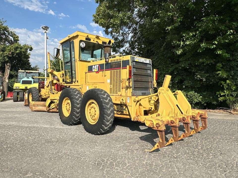 Caterpillar 12H 6X4 Photo 3