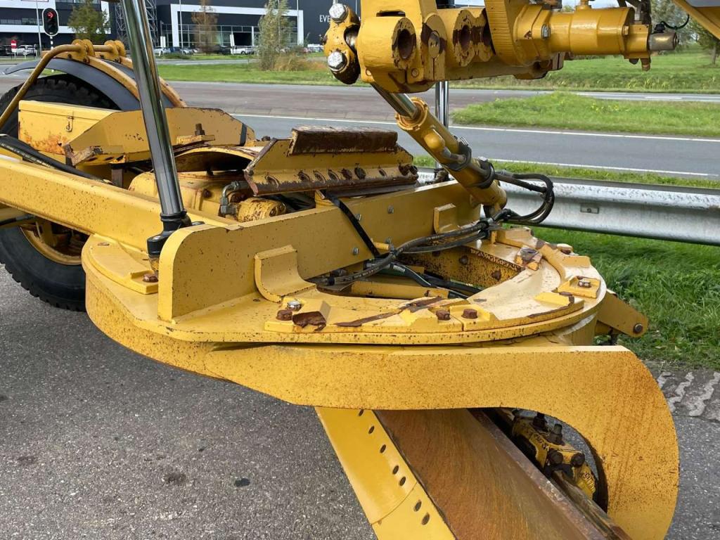 Caterpillar 140M Photo 17