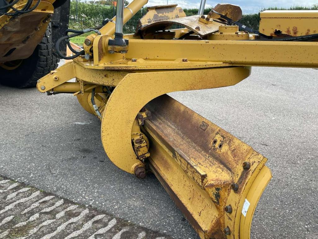 Caterpillar 140M Photo 18