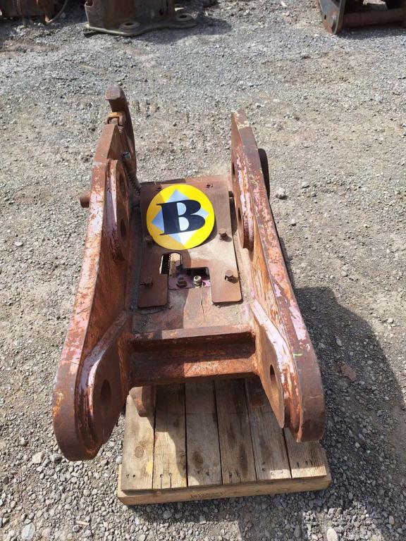 Winkelbauer quick coupler Attache rapide Photo 3
