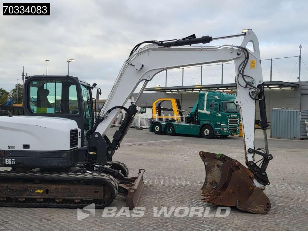 Bobcat E85 A/C - 3 Buckets Photo 10