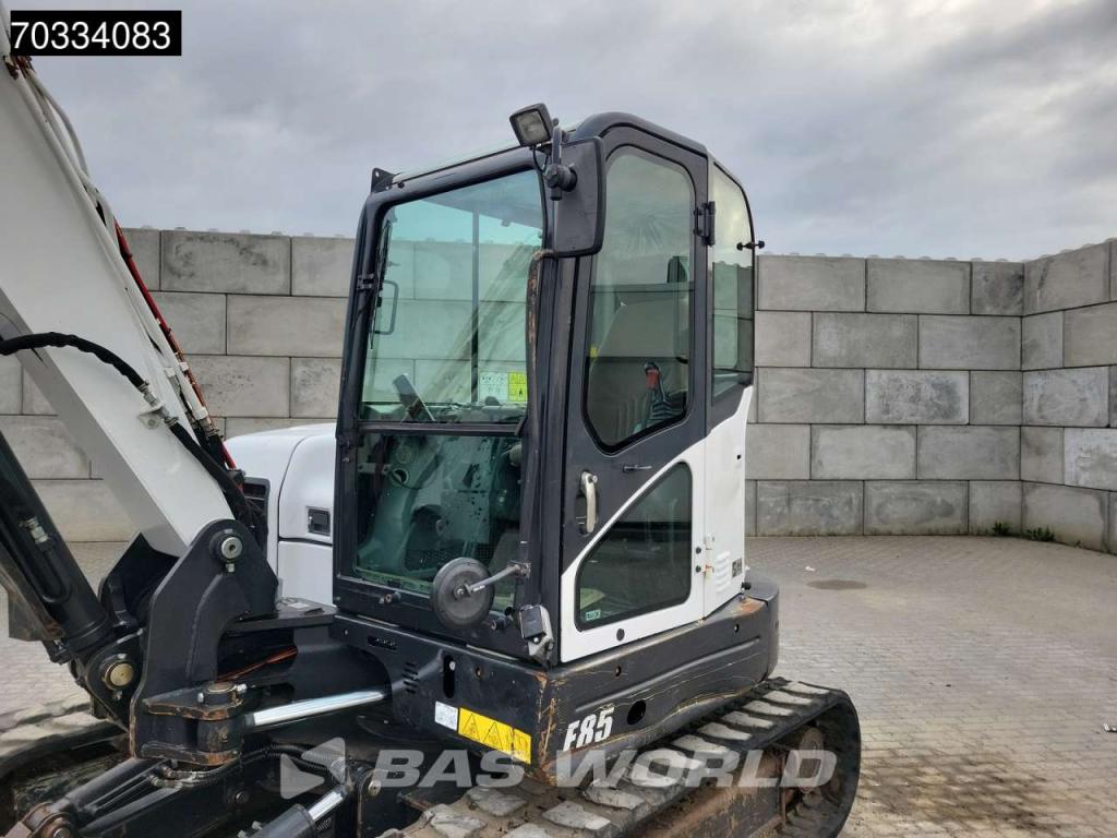 Bobcat E85 A/C - 3 Buckets Photo 29