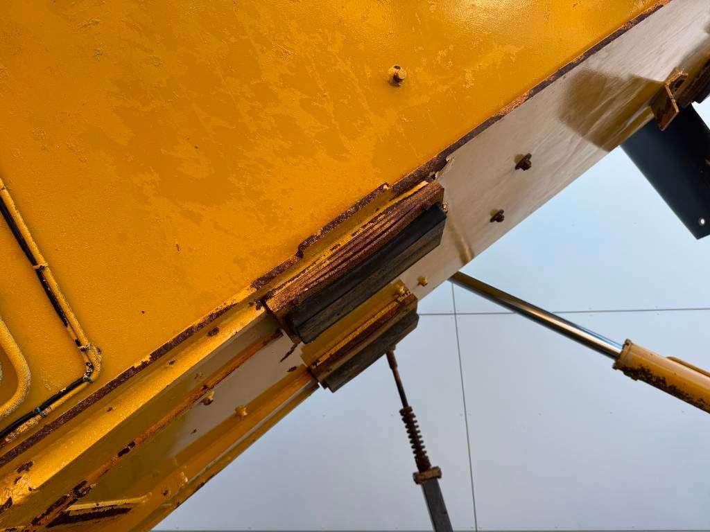 Caterpillar 725 - Dutch Machine / Body Heating Photo 20