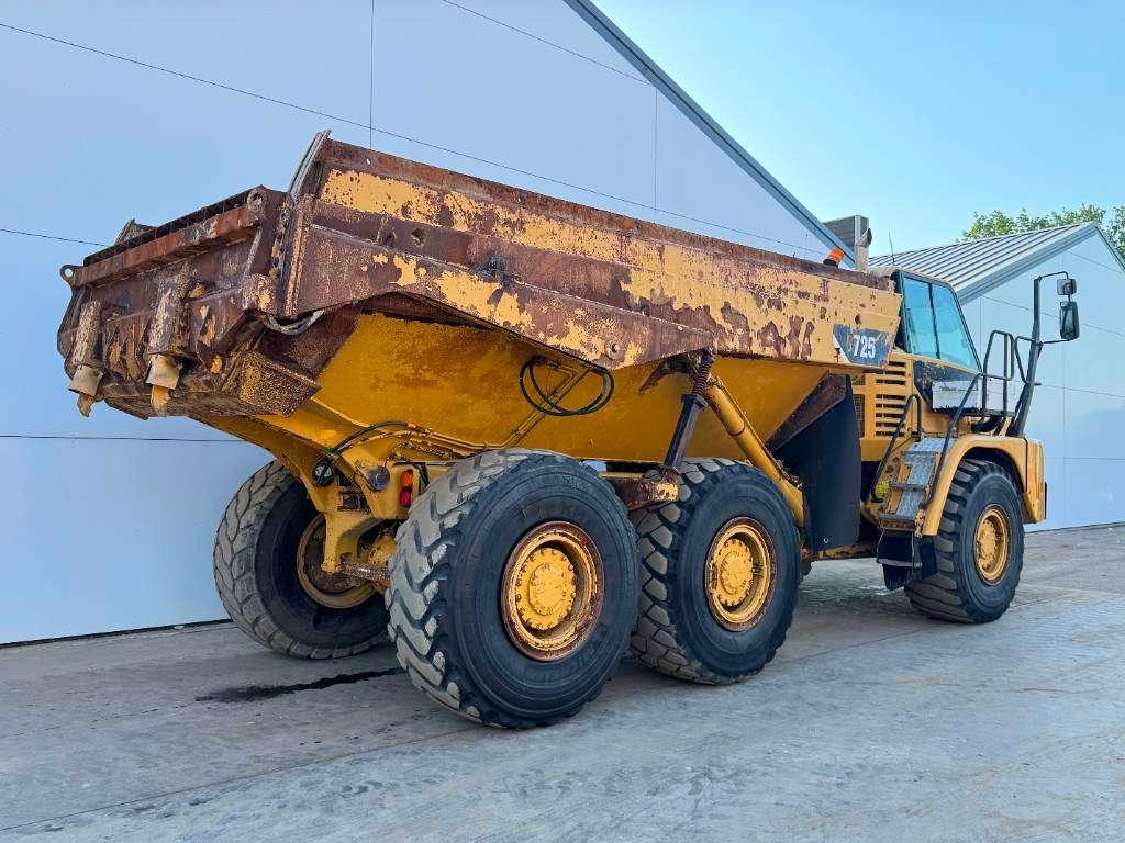 Caterpillar 725 - Dutch Machine / Body Heating Photo 5
