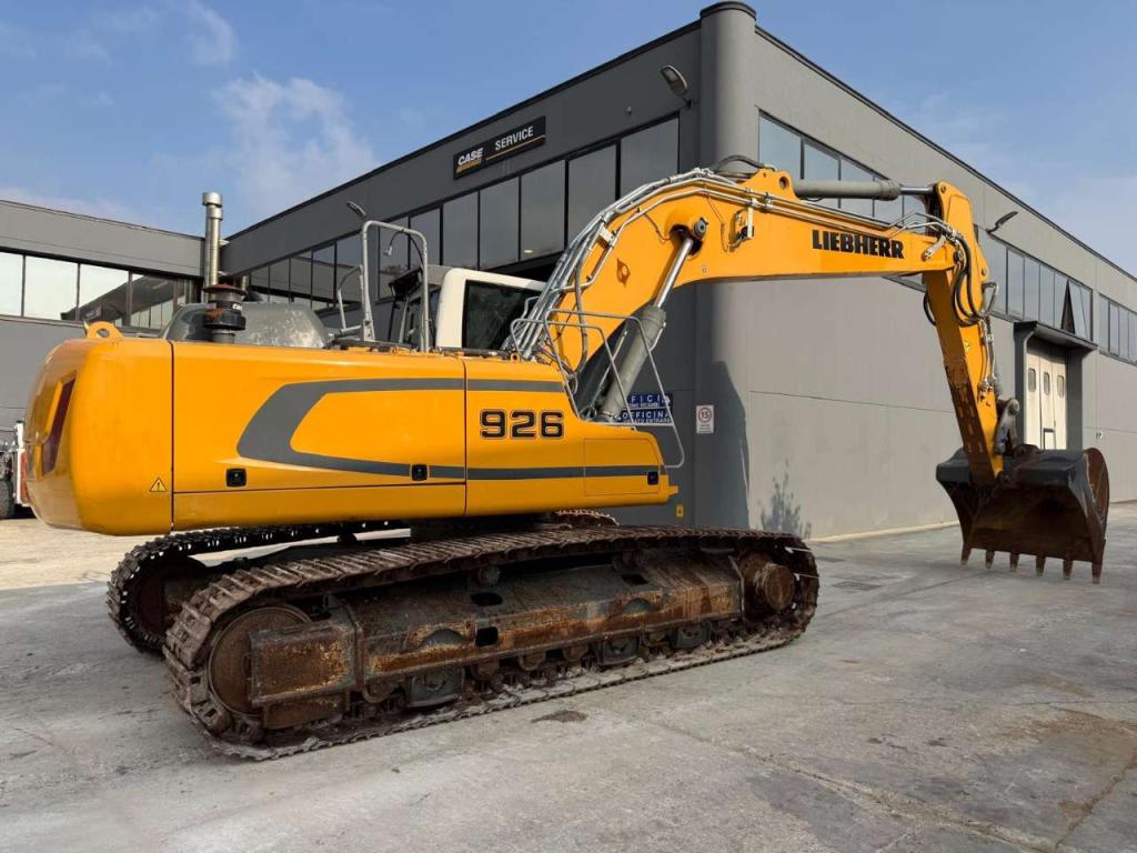 Liebherr R926 LC Photo 1