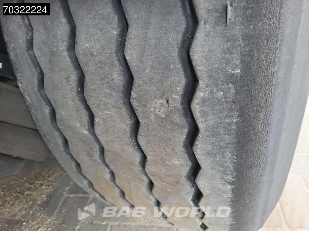 Krone SD Lift Axle Palletkist Anti Vandalism Sliding Roof Photo 20