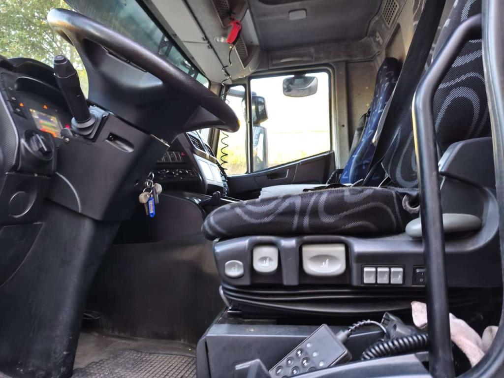 Iveco STRALIS HI-STREET 260S31 Photo 6