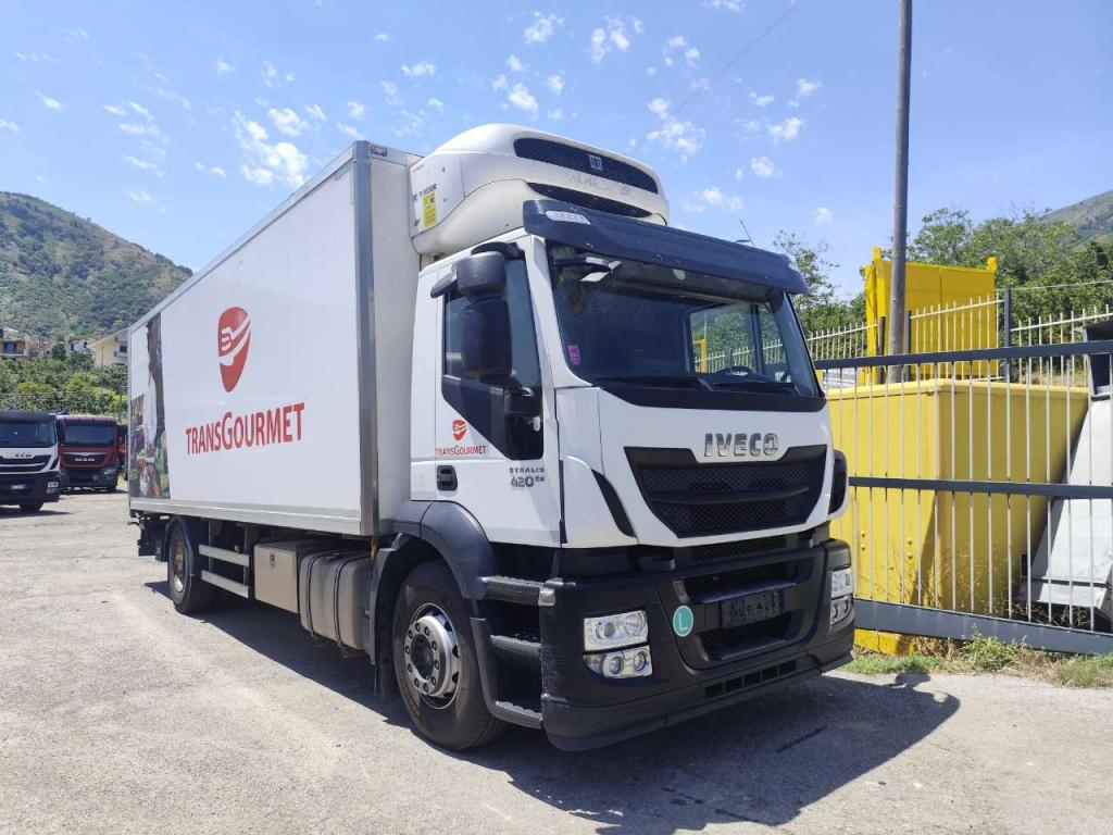 Iveco STRALIS HI-STREET AD190S42 Photo 24