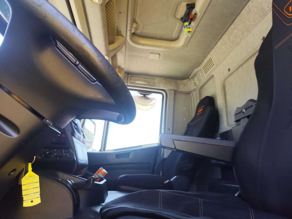 Iveco STRALIS HI-STREET AD190S42 Photo 8