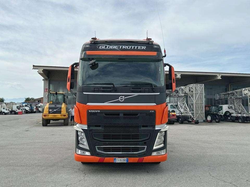 Volvo FH 540 4x2 Photo 23