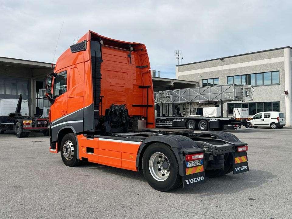 Volvo FH 540 4x2 Photo 3
