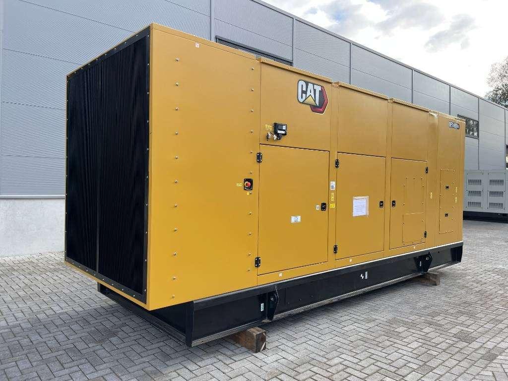 Caterpillar DE1400GC - 1400 kVA Standby Generator - DPX-18227 Photo 2