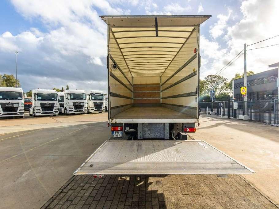 Renault T 380+DHOLLANDIA 2T. Photo 10