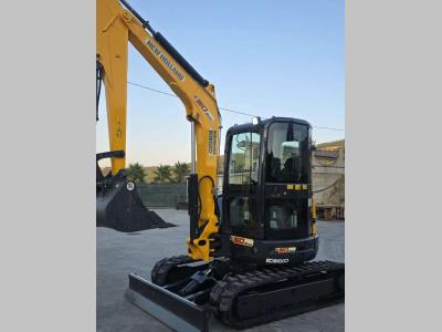 New Holland E50BSR en vente par Marinaccio Antonio