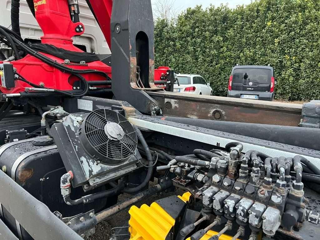 Man TGX 26.480 SCARRABILE CON GRU Photo 11