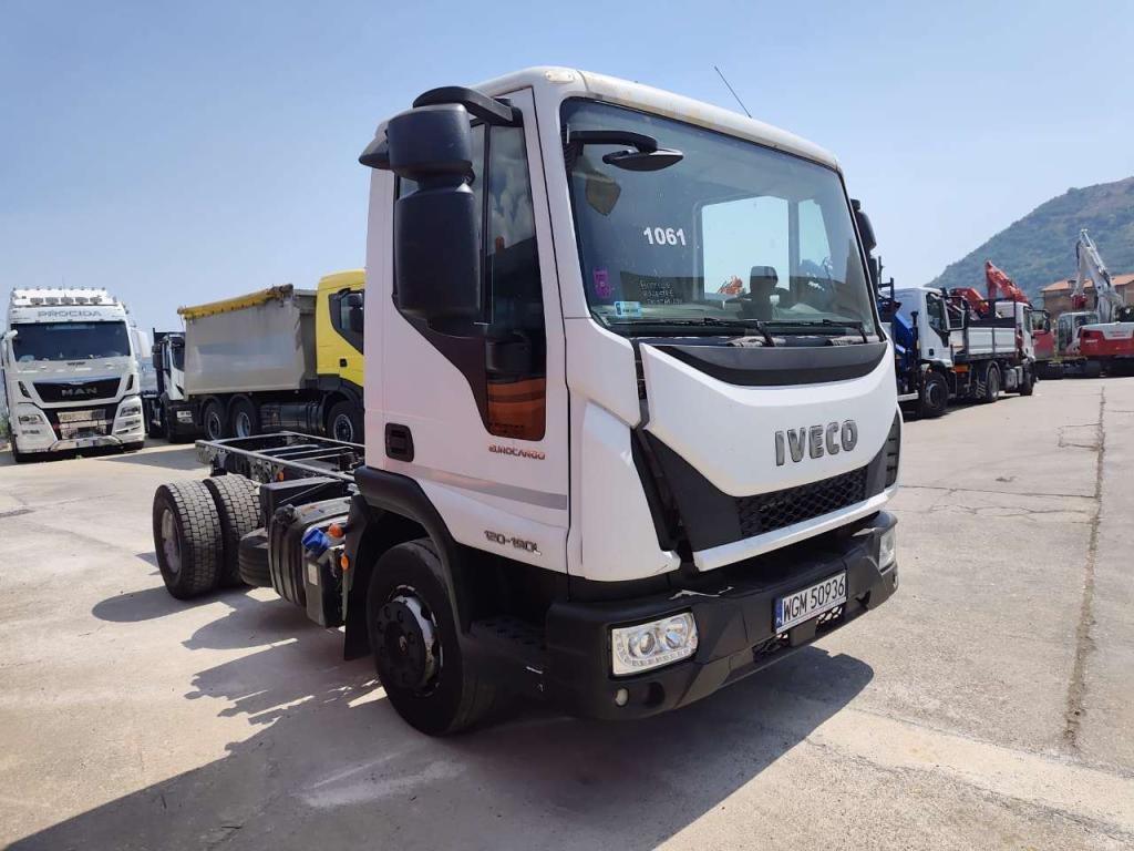 Iveco EUROCARGO 120-190L Photo 16