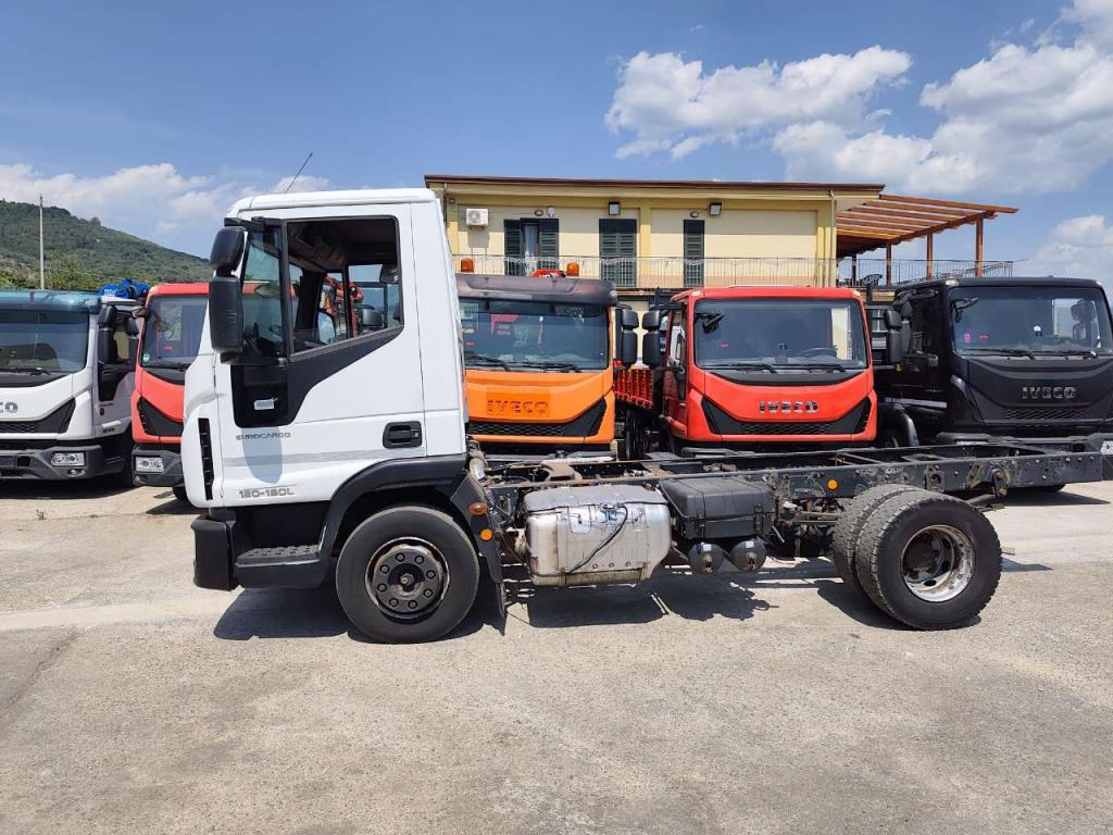 Iveco EUROCARGO 120-190L Photo 25