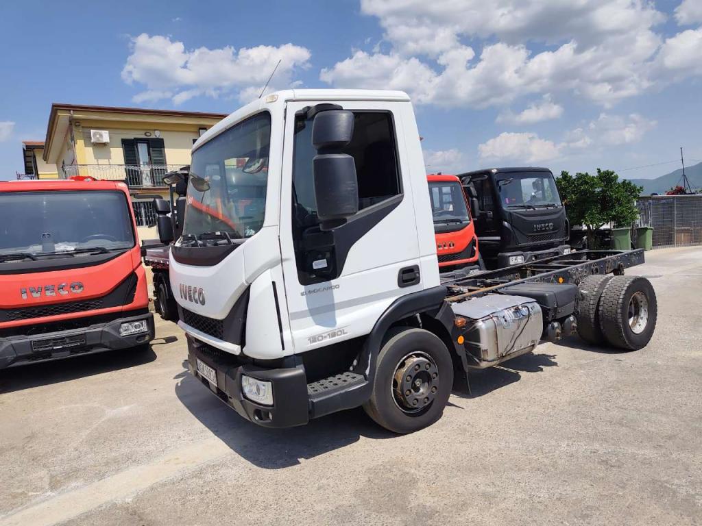 Iveco EUROCARGO 120-190L Photo 29