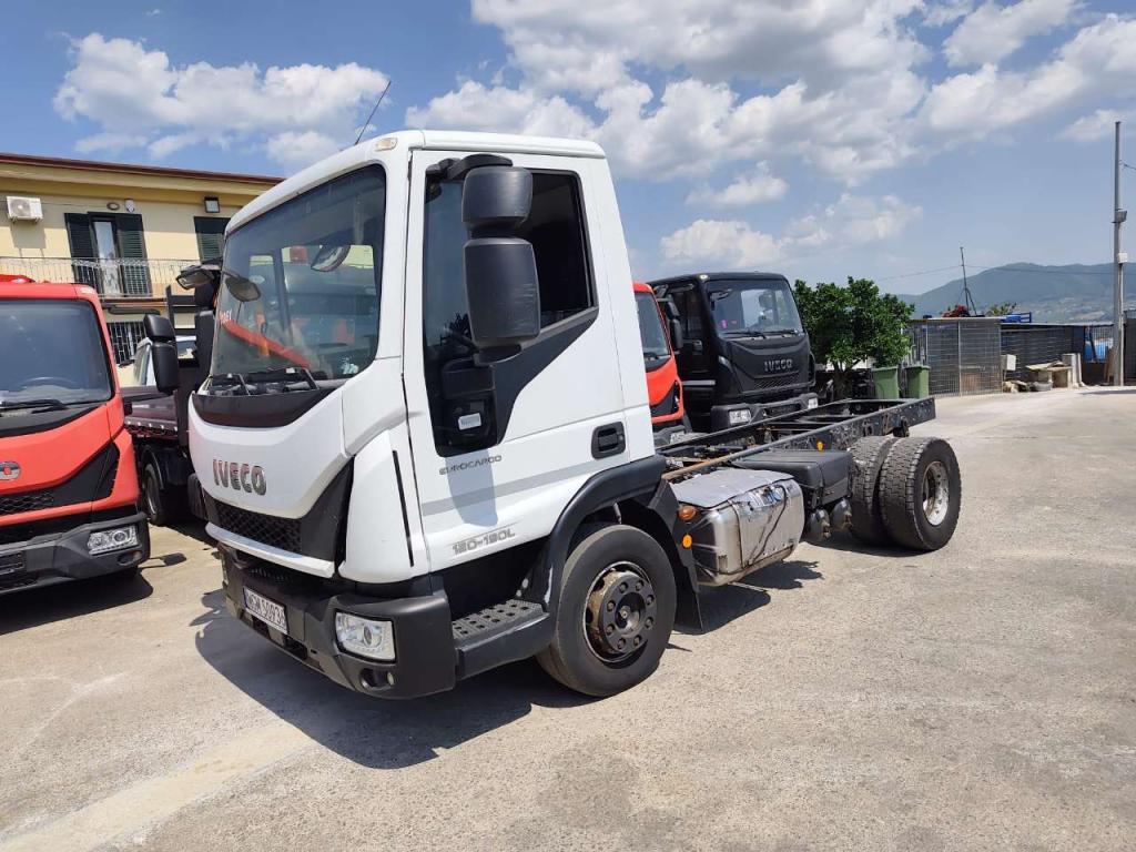 Iveco EUROCARGO 120-190L Photo 30