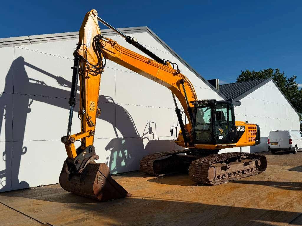 JCB JS260LC - Hammer Lines / Heated Seat Photo 2