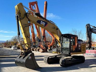 Caterpillar 323E en vente par Massucco T. Srl