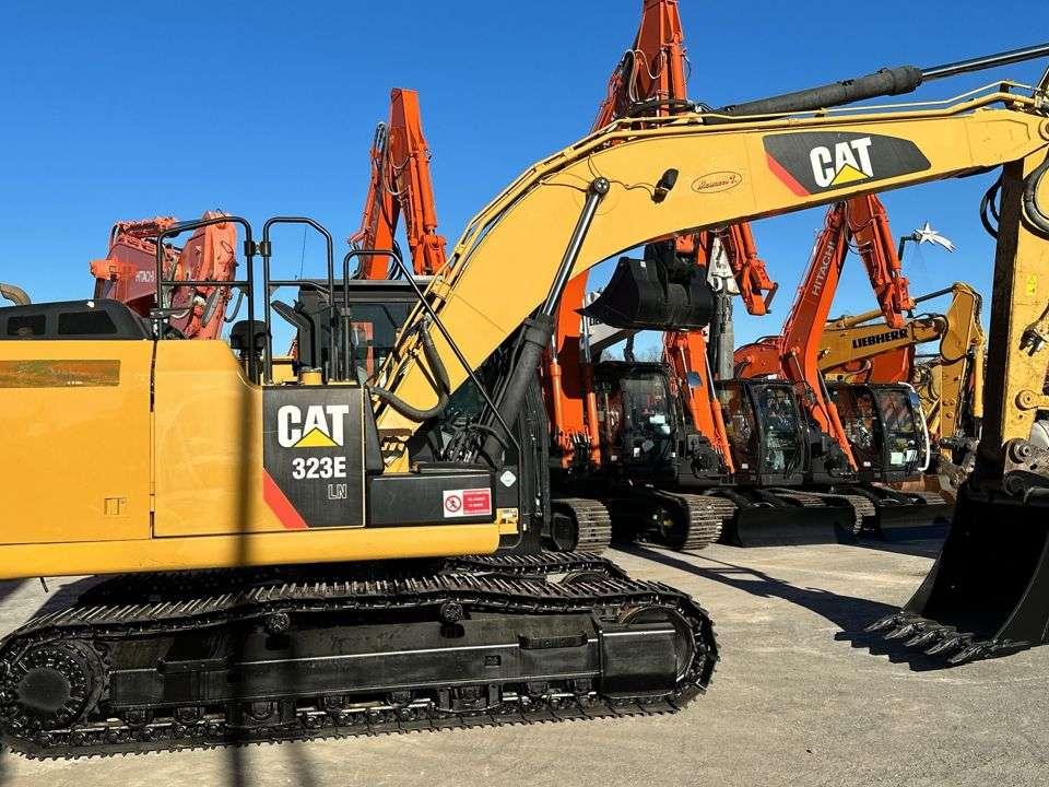 Caterpillar 323E Photo 19