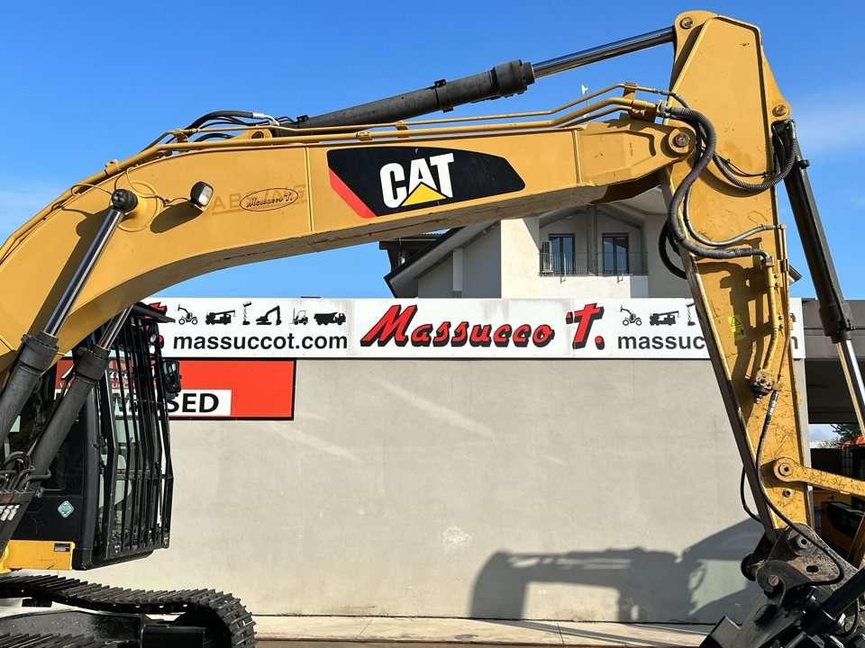 Caterpillar 323E Photo 7