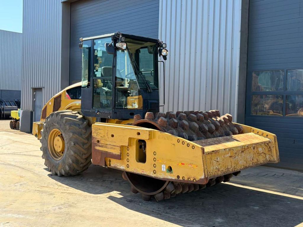 Caterpillar CP76 Photo 7