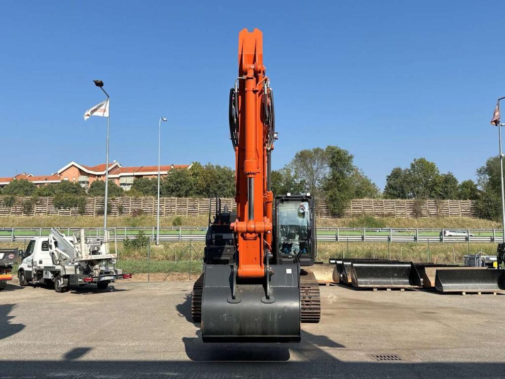 Hitachi ZX350LCN-7 Photo 21