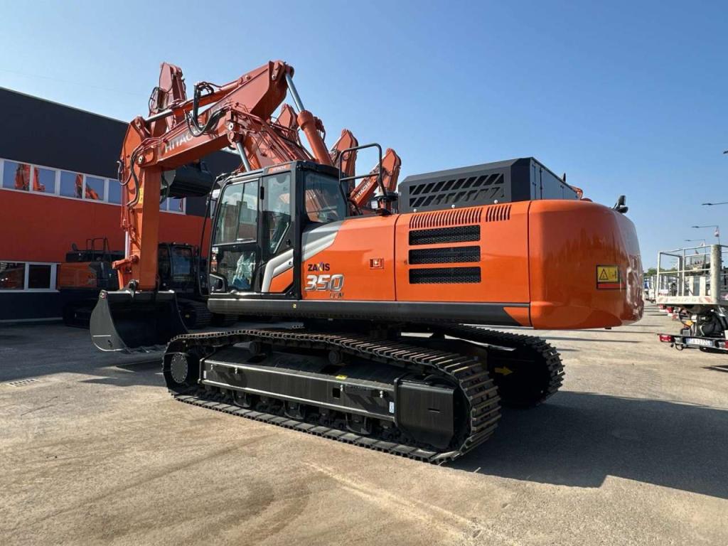 Hitachi ZX350LCN-7 Photo 3