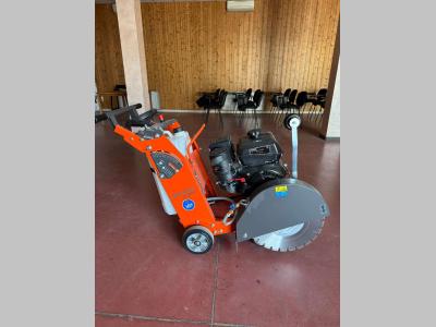 Husqvarna FS400 en vente par M.D.M. Service Srl