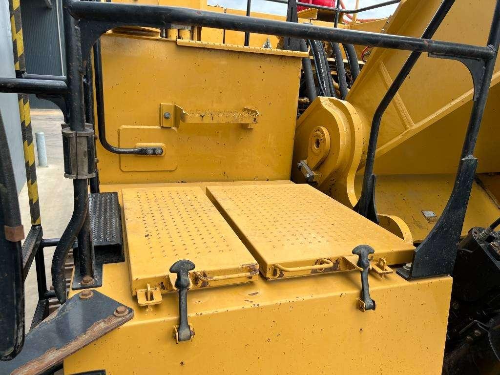 Caterpillar 374FL ME | U/C 70%! Photo 13