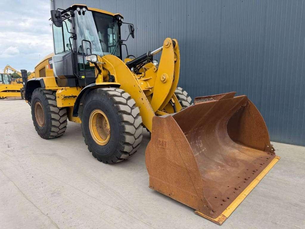 Caterpillar 926M Photo 3