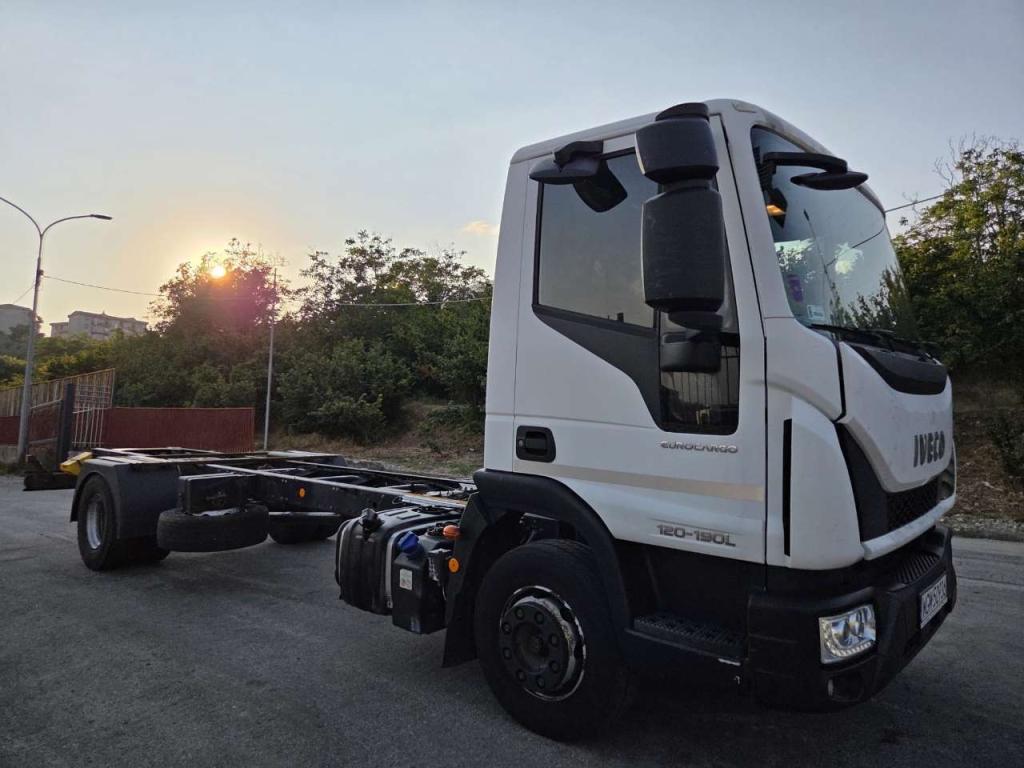 Iveco EUROCARGO 120-190L Photo 16