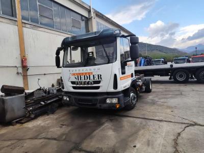 Iveco EUROCARGO CUBE 80E22P en vente par Procida Macchine S.r.l.