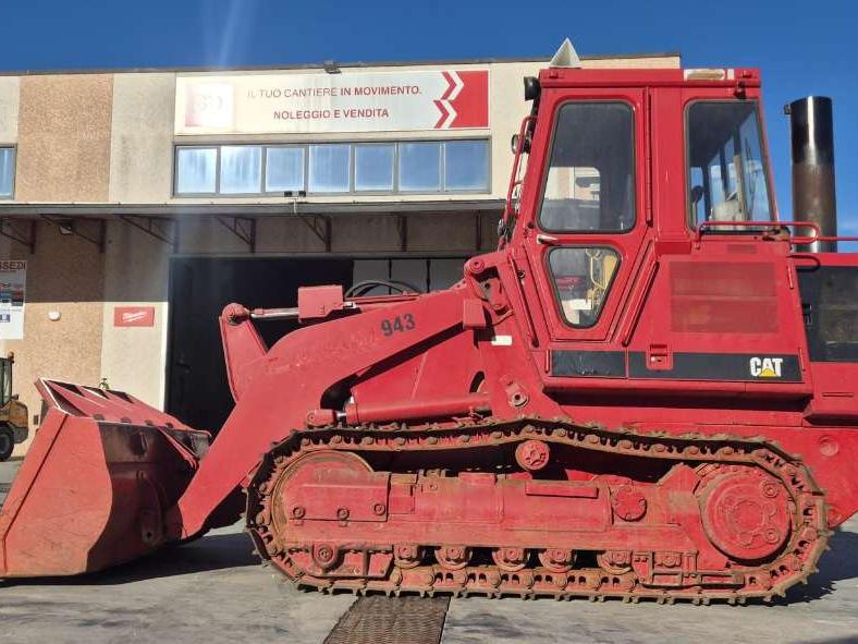Caterpillar 943 Photo 1