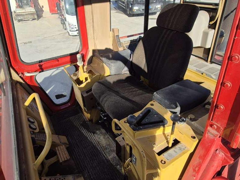 Caterpillar 943 Photo 6
