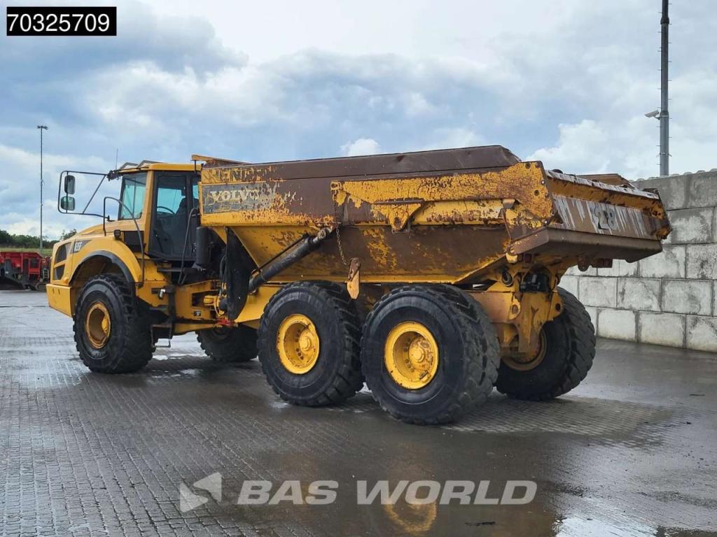 Volvo A35 F Tail gate Photo 5