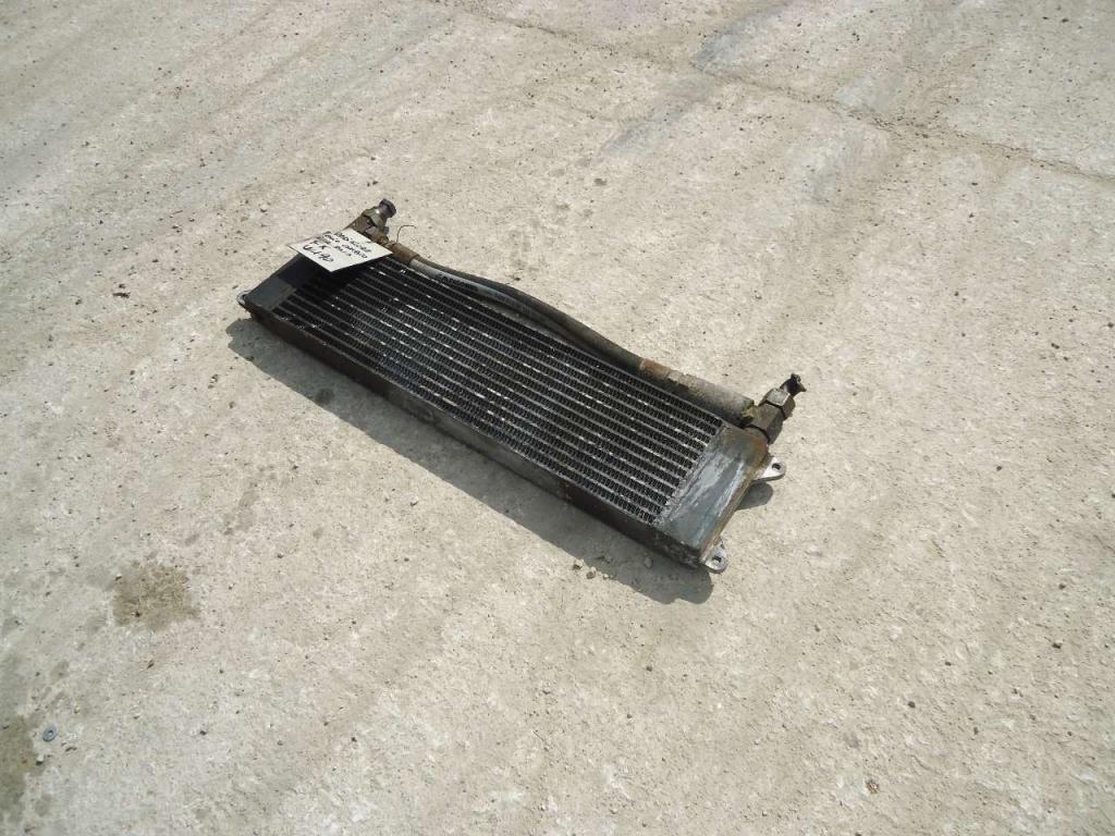 Refroidisseur d’huile de transmission pour Fiat Kobelco W190 Photo 1