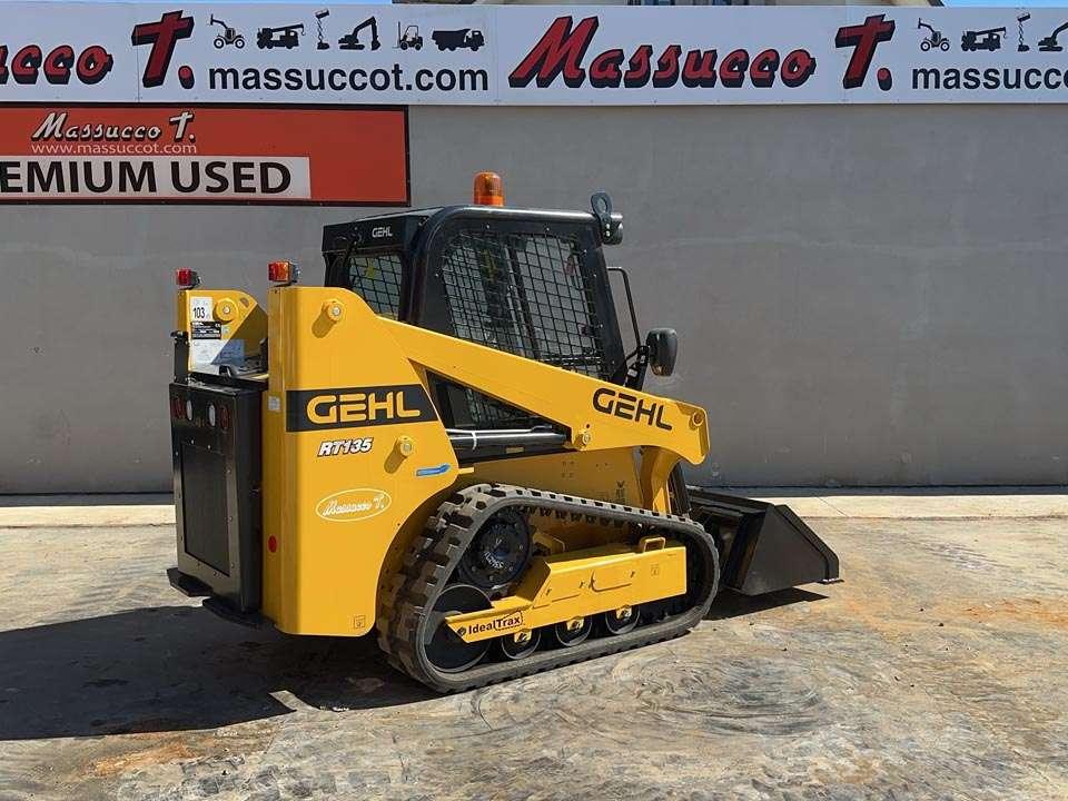 Gehl RT135 Photo 18
